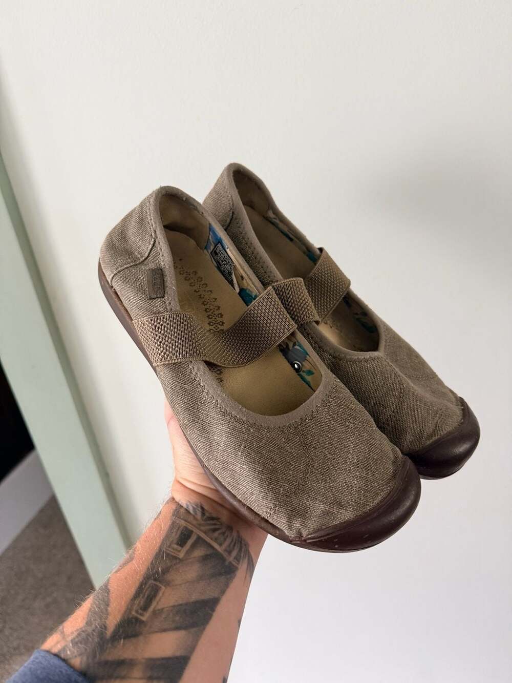 Keen Sienna Shoes Womens 39 Mary Jane Slip On Casual Comfort Flats Low Top Brown